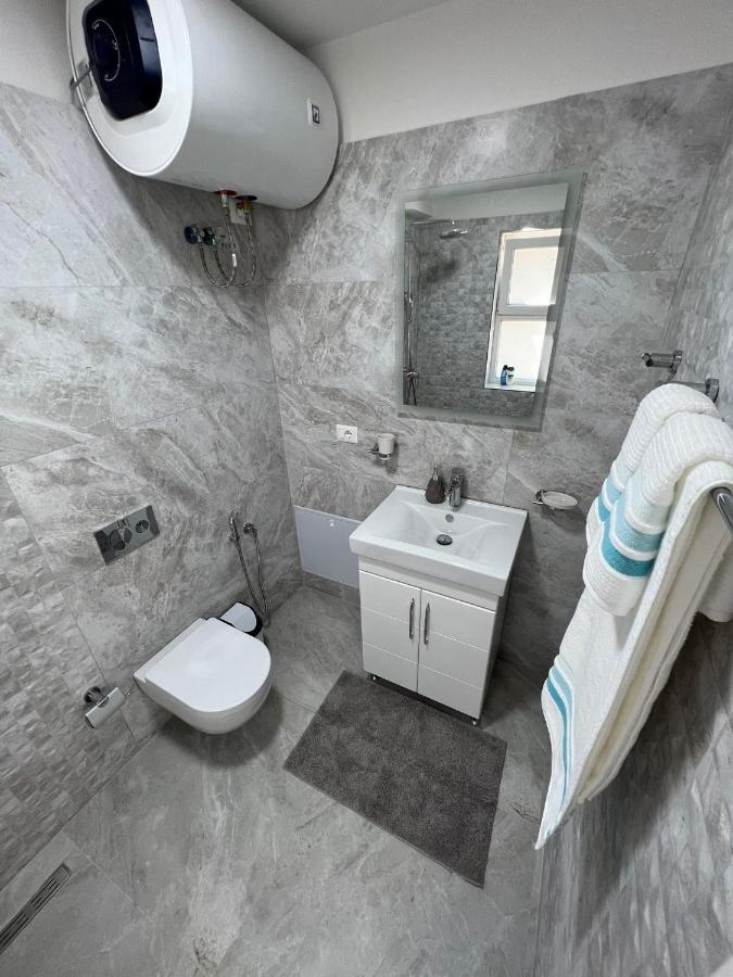 Florent'S Superb Studio, Free Parking & Garden!! Tirana Extérieur photo