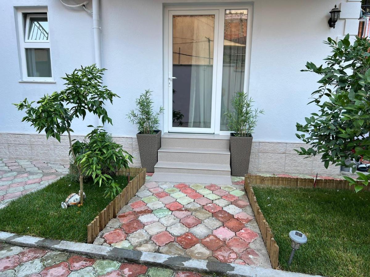 Florent'S Superb Studio, Free Parking & Garden!! Tirana Extérieur photo