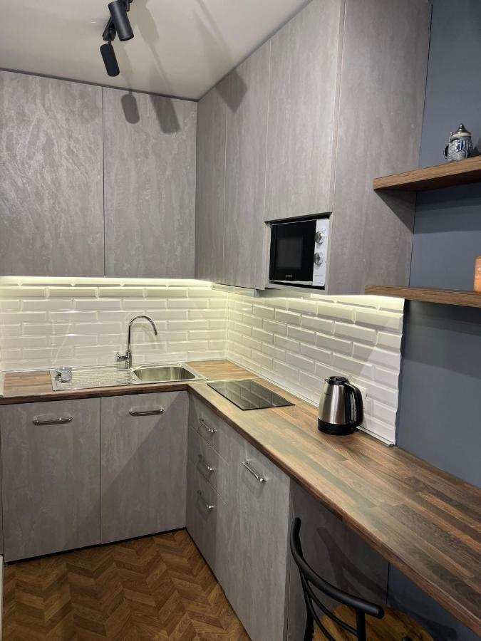 Florent'S Superb Studio, Free Parking & Garden!! Tirana Extérieur photo